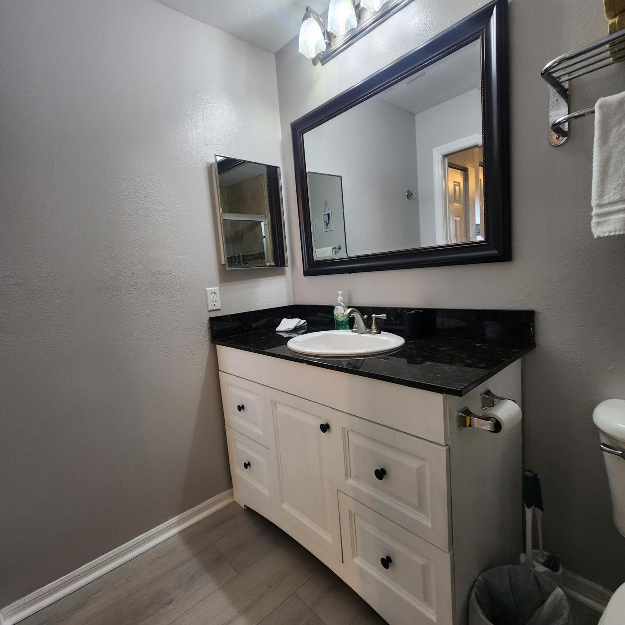 1 Bed 1 Bath At Img Near Beach Брадентън Екстериор снимка